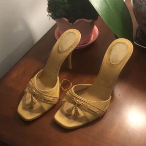 Tan/beige leather vintage Casadei stiletto heels